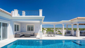 Holiday villa with private pool